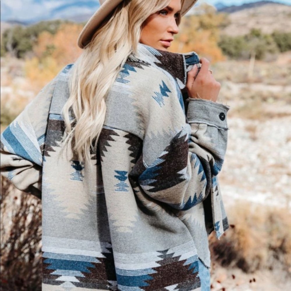 New Tribal Aztec Print Flannel Shacket Coat Jacket - Picture 5 of 12